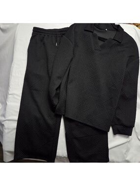 Black Geometric Loungewear Set Two Piece Large/XLarge